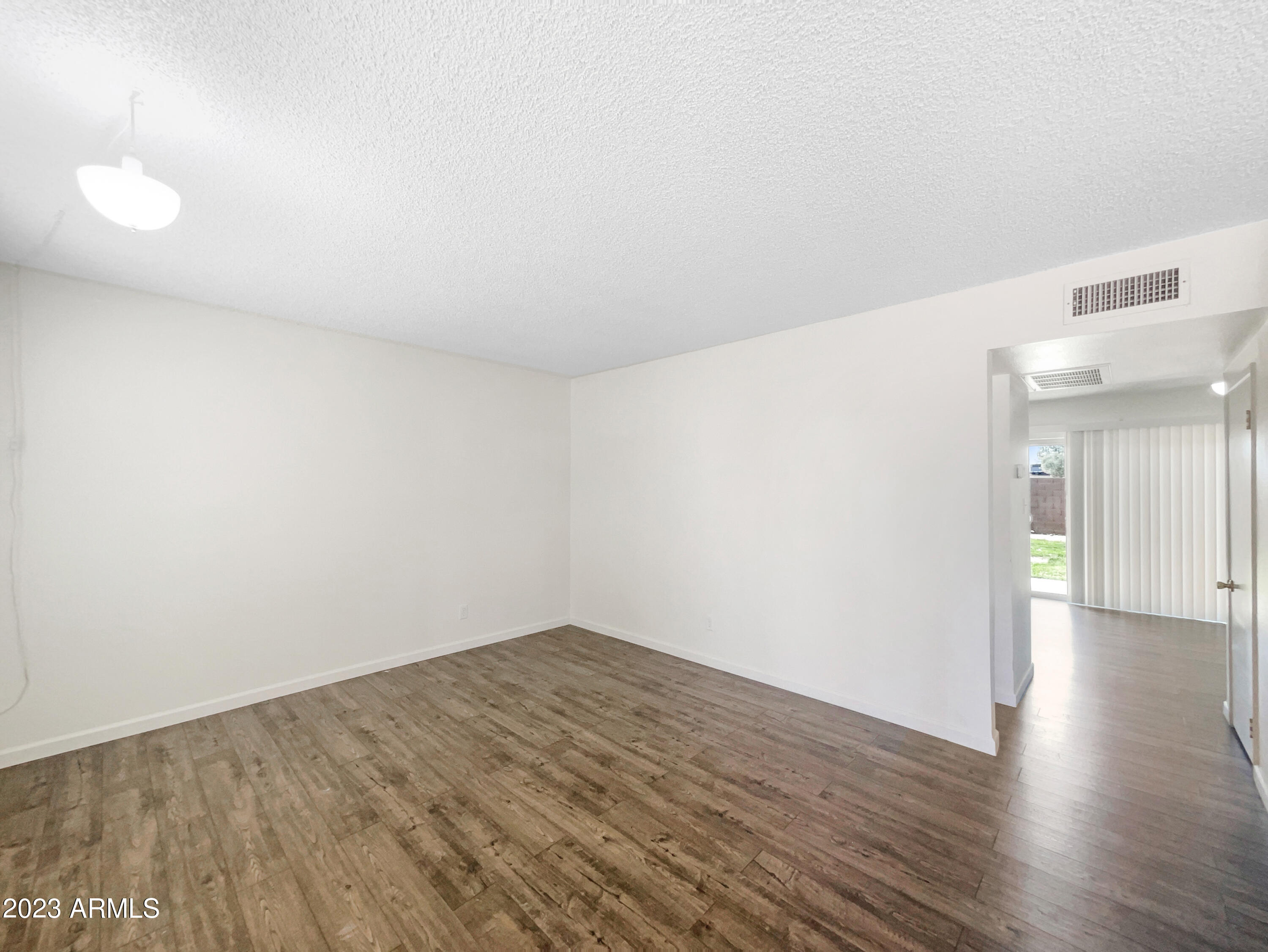 4625 West Thomas Road, Unit 76 Phoenix, AZ 85031 - Photo 8 of 21 listing_4