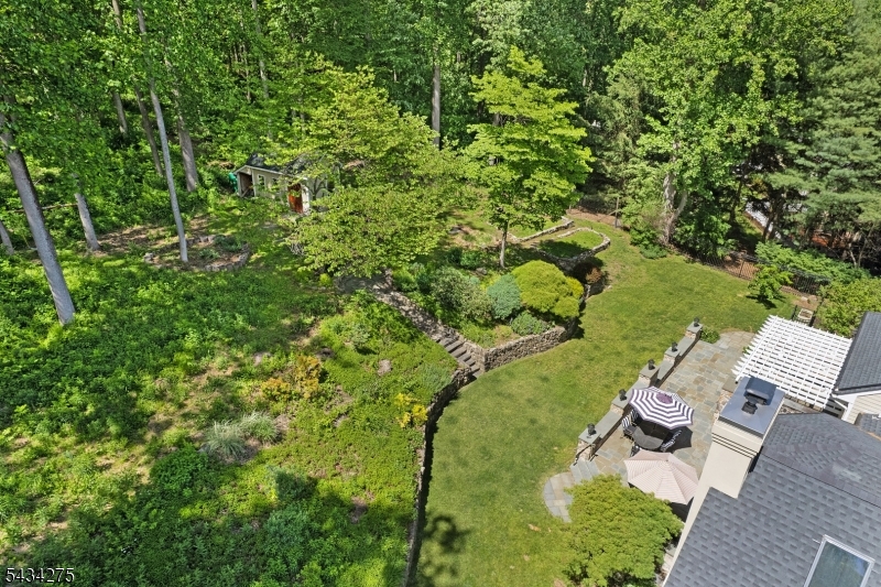 7 Chilton Road Chester, NJ 07930 - Photo 5 of 47