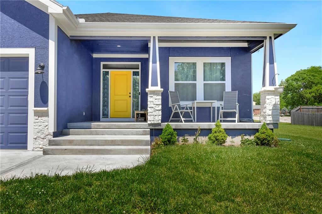 804 Merion Street Lansing, KS 66043 - Photo 2 of 56
