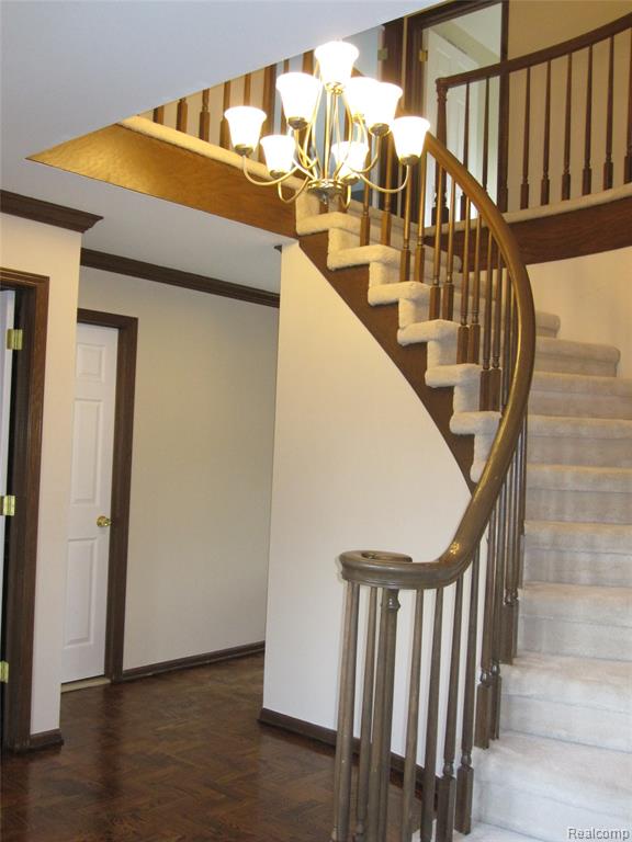 396 Shellbourne Drive Rochester, MI 48309 - Photo 7 of 14