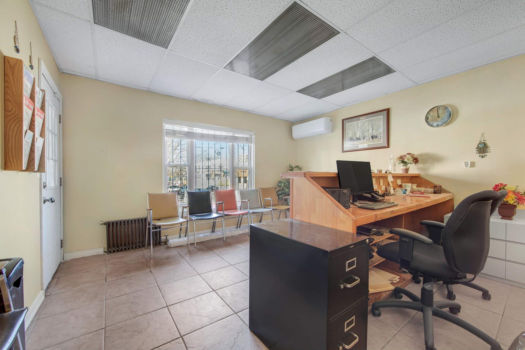 20-01 37th Street Queens, NY 11105 - Photo 20 of 21