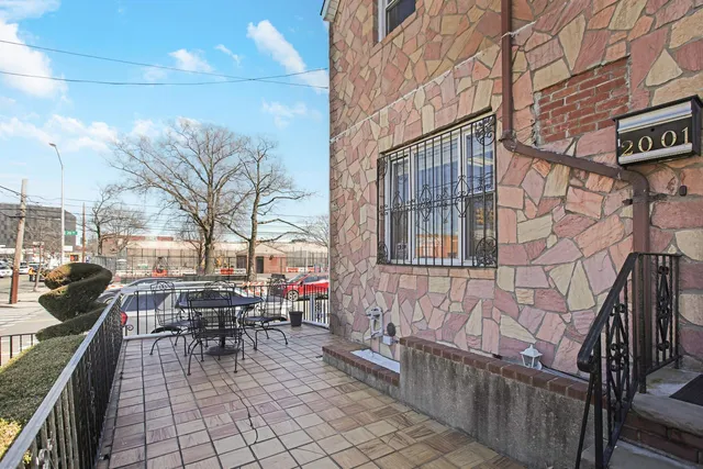 $1,230,000 | 20-01 37th Street | Astoria