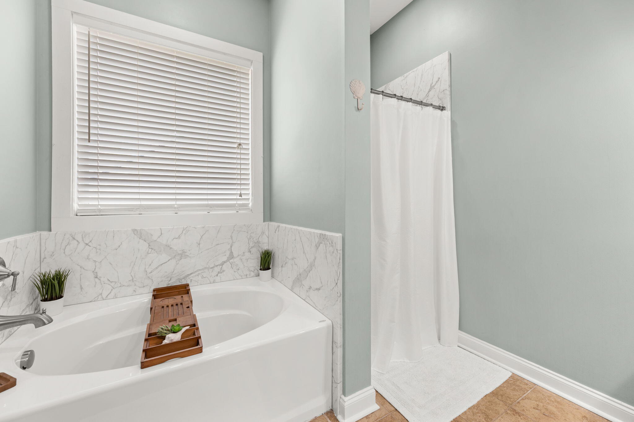 213 Hydrangea Street Summerville, SC 29483 - Photo 20 of 41 32-web-or-mls-Interior-22
