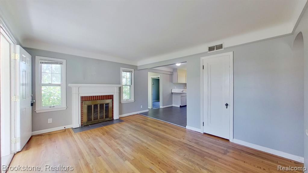 28720 West Seven Mile Road Livonia, MI 48152 - Photo 6 of 26