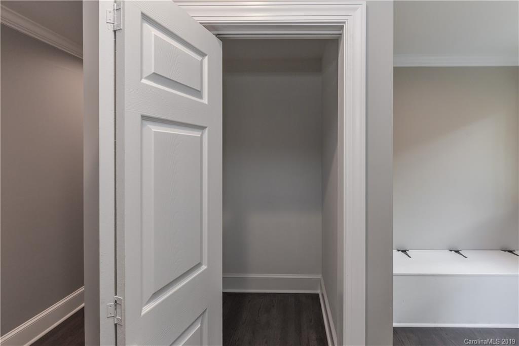 1415 Crystal Road Charlotte, NC 28205 - Photo 16 of 31 Gallery Image 16