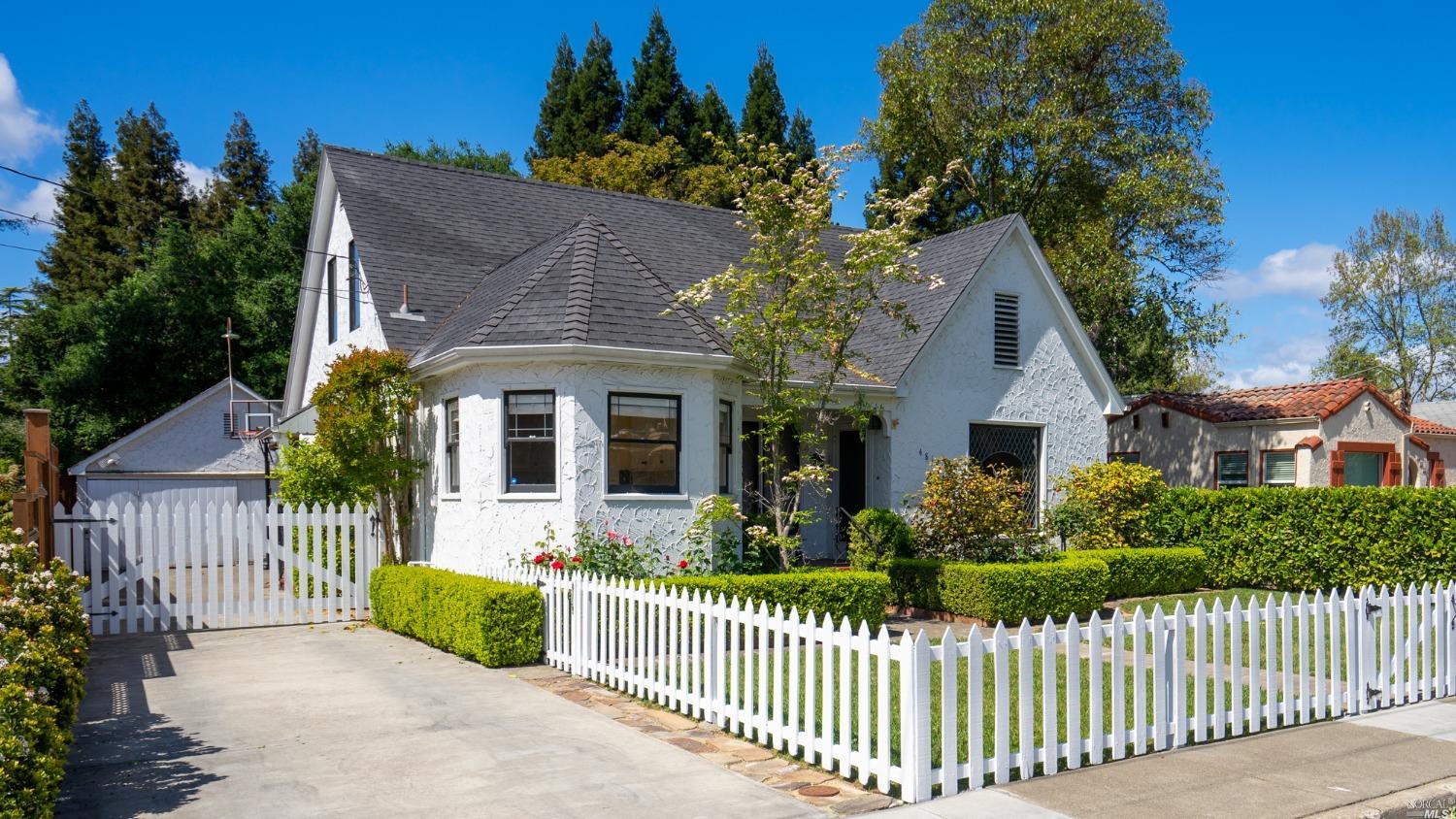 481 Talbot Avenue Santa Rosa, CA 95405 - Photo 1 of 1 Welcome home to this 1936 Vintage charmer!
