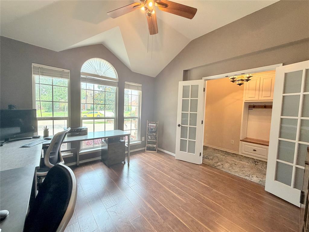15760 Scenic Road Frisco, TX 75035 - Photo 4 of 40