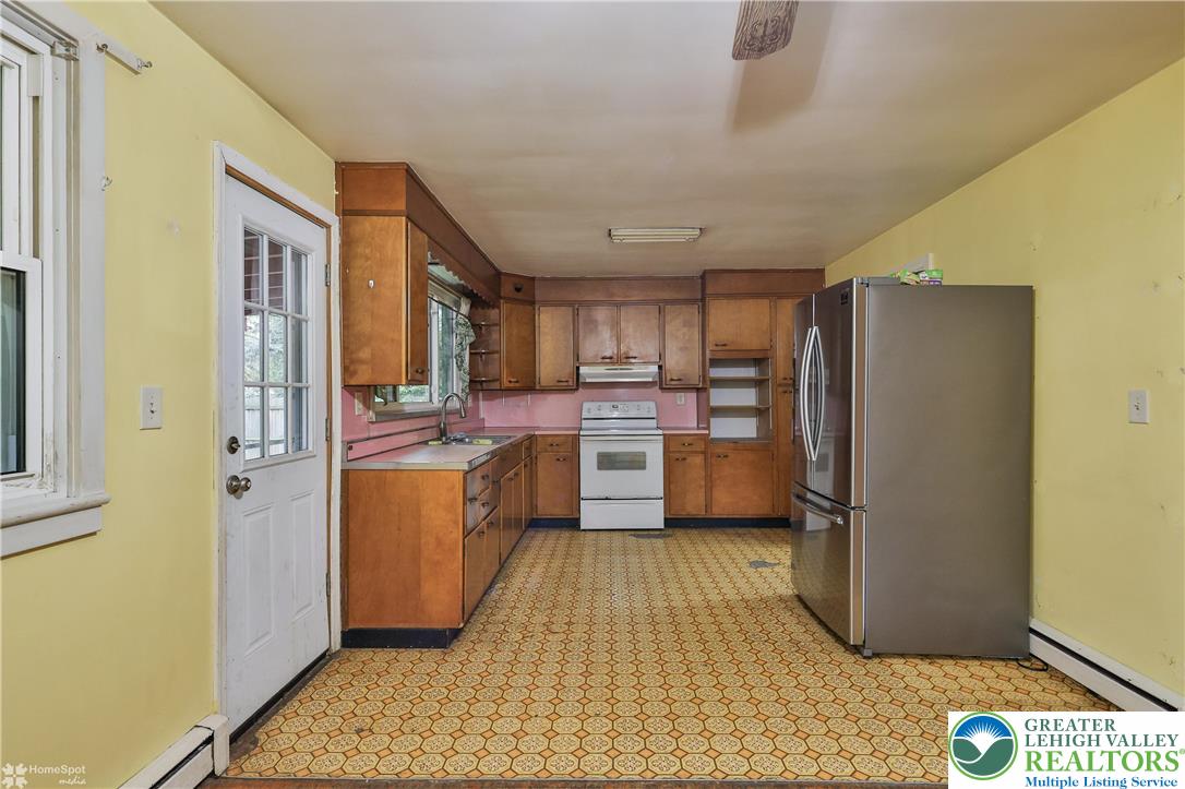 5854 Old Carriage Road Bath, PA 18014 - Photo 13 of 56 Gallery Image 13