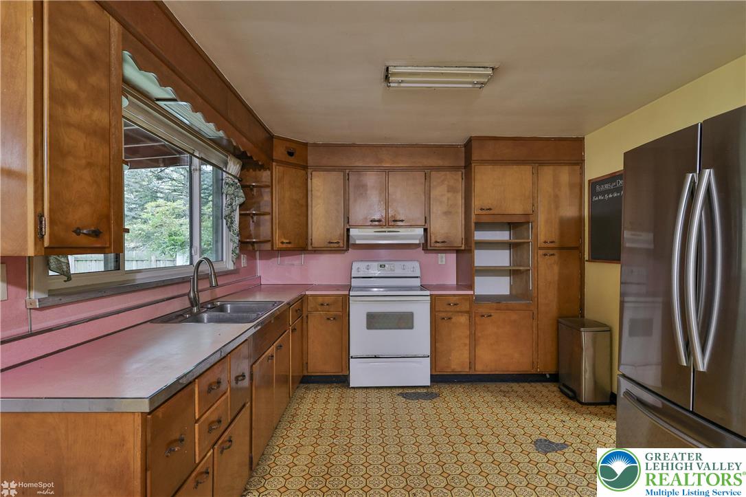 5854 Old Carriage Road Bath, PA 18014 - Photo 16 of 56 Gallery Image 16