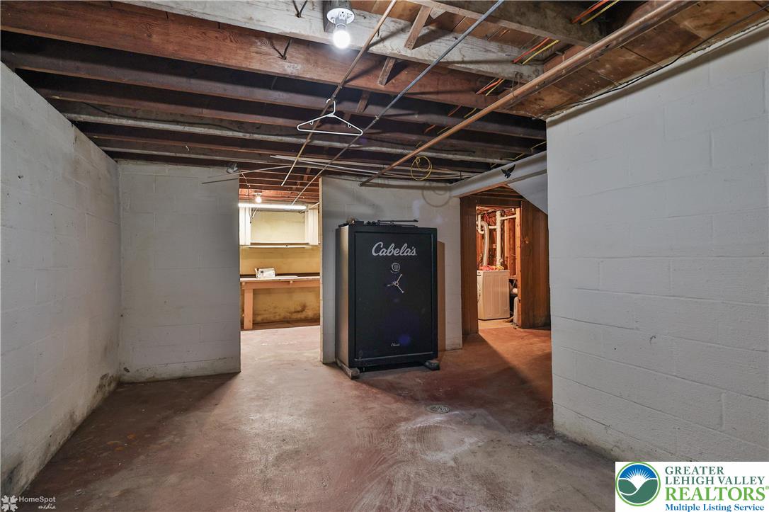 5854 Old Carriage Road Bath, PA 18014 - Photo 41 of 56 Gallery Image 41