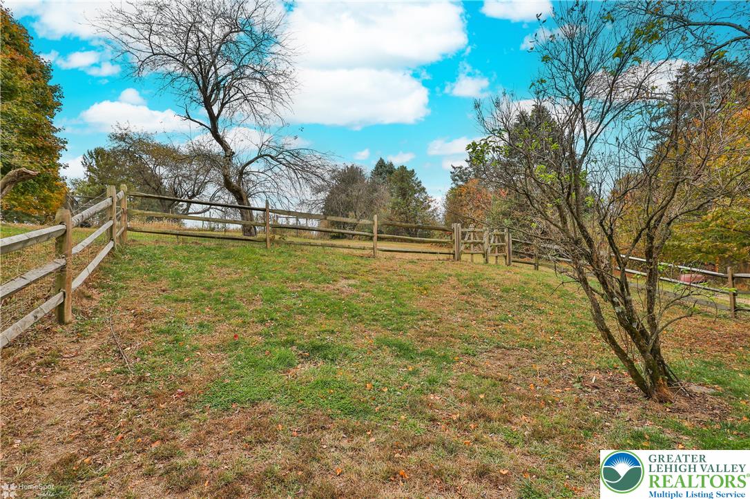 5854 Old Carriage Road Bath, PA 18014 - Photo 53 of 56 Gallery Image 53