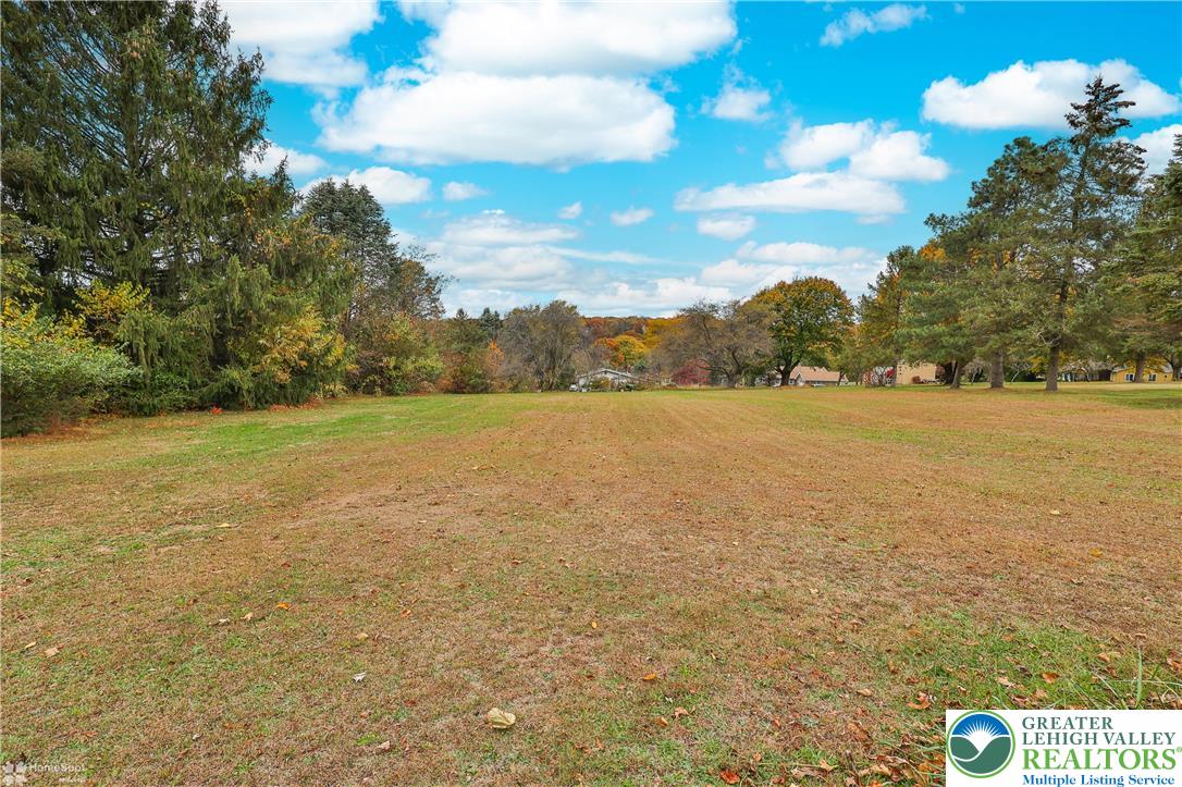 5854 Old Carriage Road Bath, PA 18014 - Photo 55 of 56 Gallery Image 55