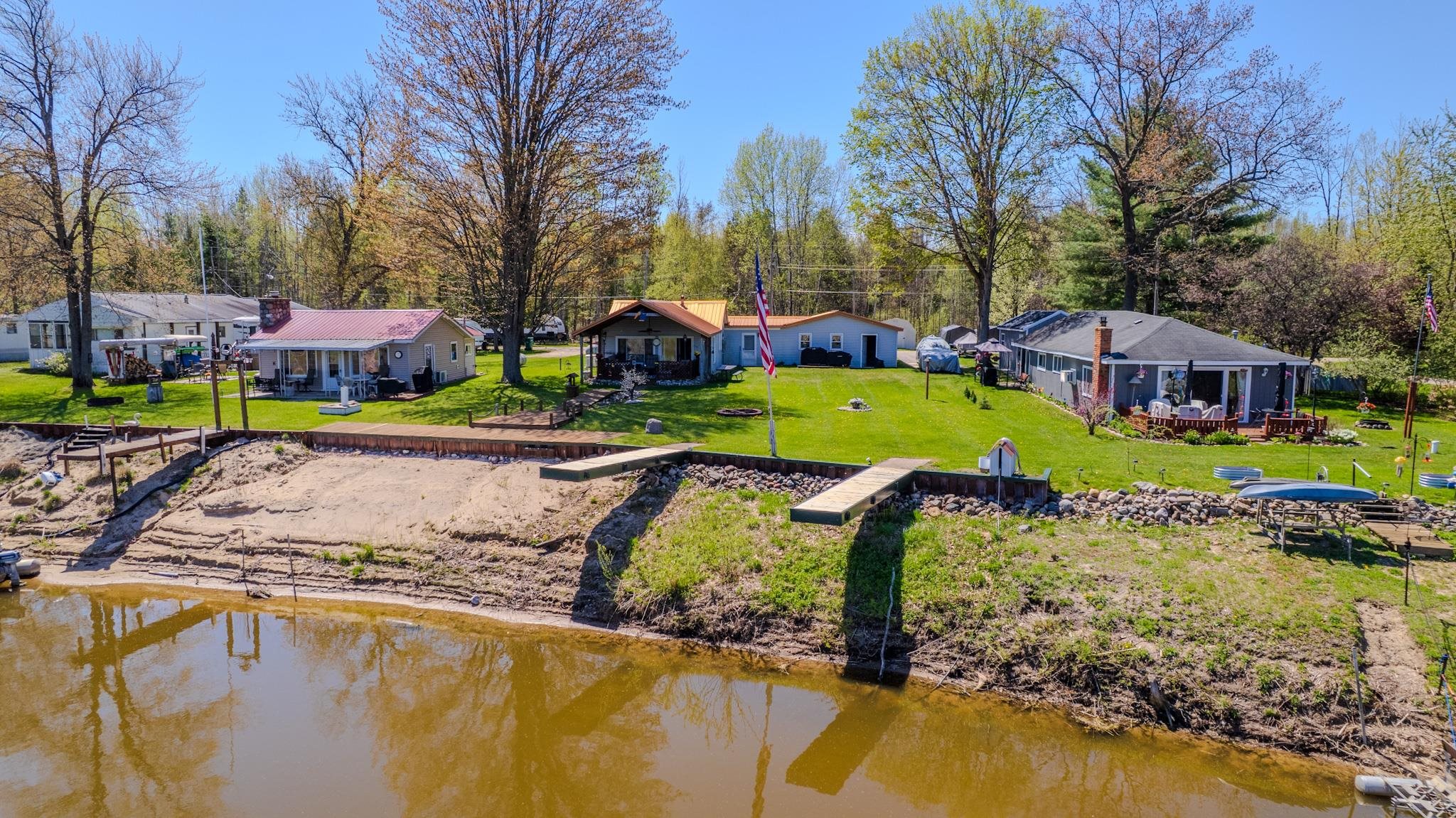 591 East Sun Oil Road Gladwin, MI 48624 - Photo 7 of 57 Gallery Image 7
