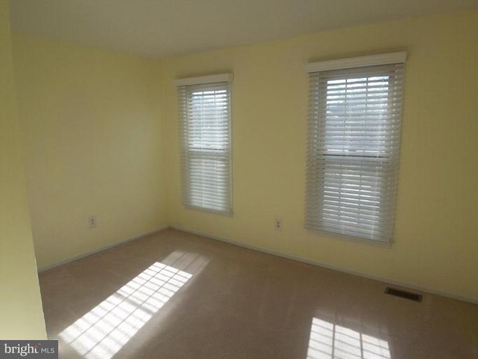 118 Hamilton Road Sterling, VA 20165 - Photo 15 of 15 Bedroom #4