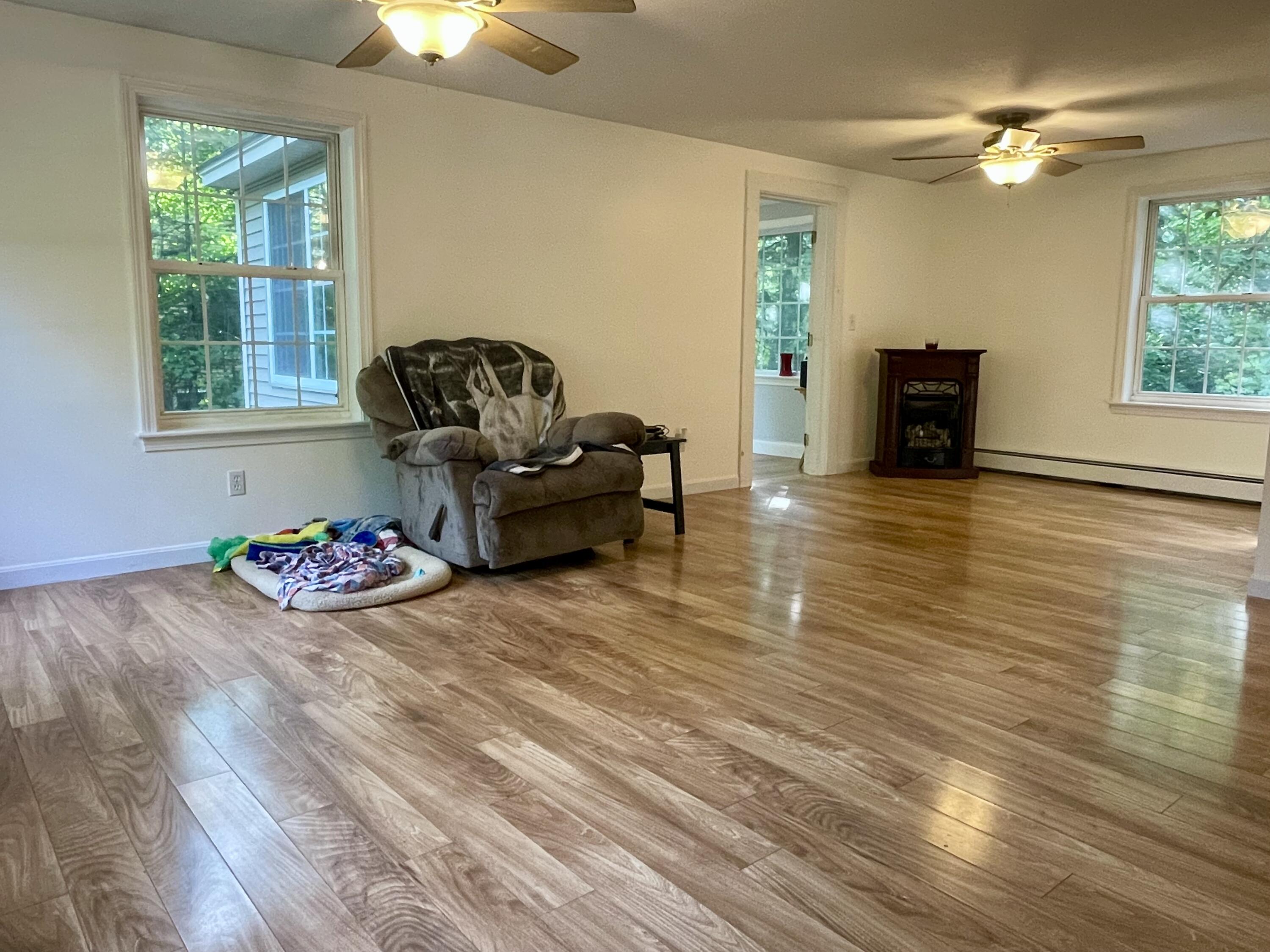 192 Beaver Dam Road North Waterboro, ME 04061 - Photo 24 of 41 Livingroom