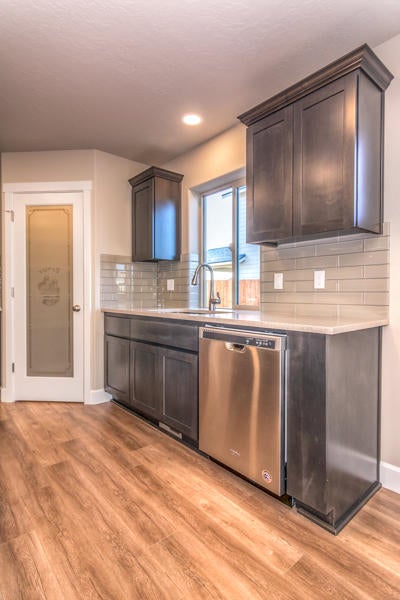 2570 Southwest Newberry Loop Redmond, OR 97756 - Photo 7 of 25 26th St NW 677 Web (13 of 41)