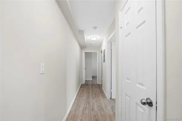 $688,000 | 76-17 46th Avenue, Unit 4A | Elmhurst