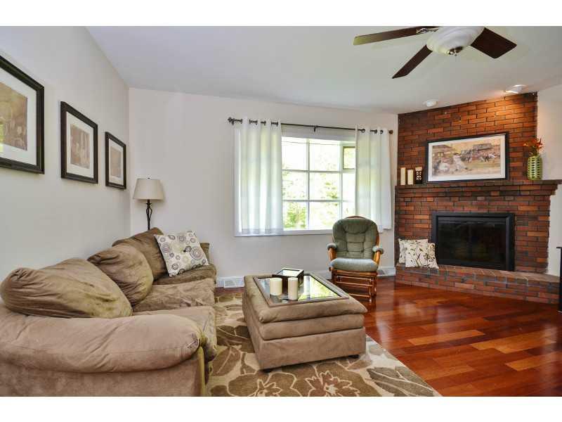 24 Presumpscot Road Windham, ME 04062 - Photo 16 of 34 Living Room.