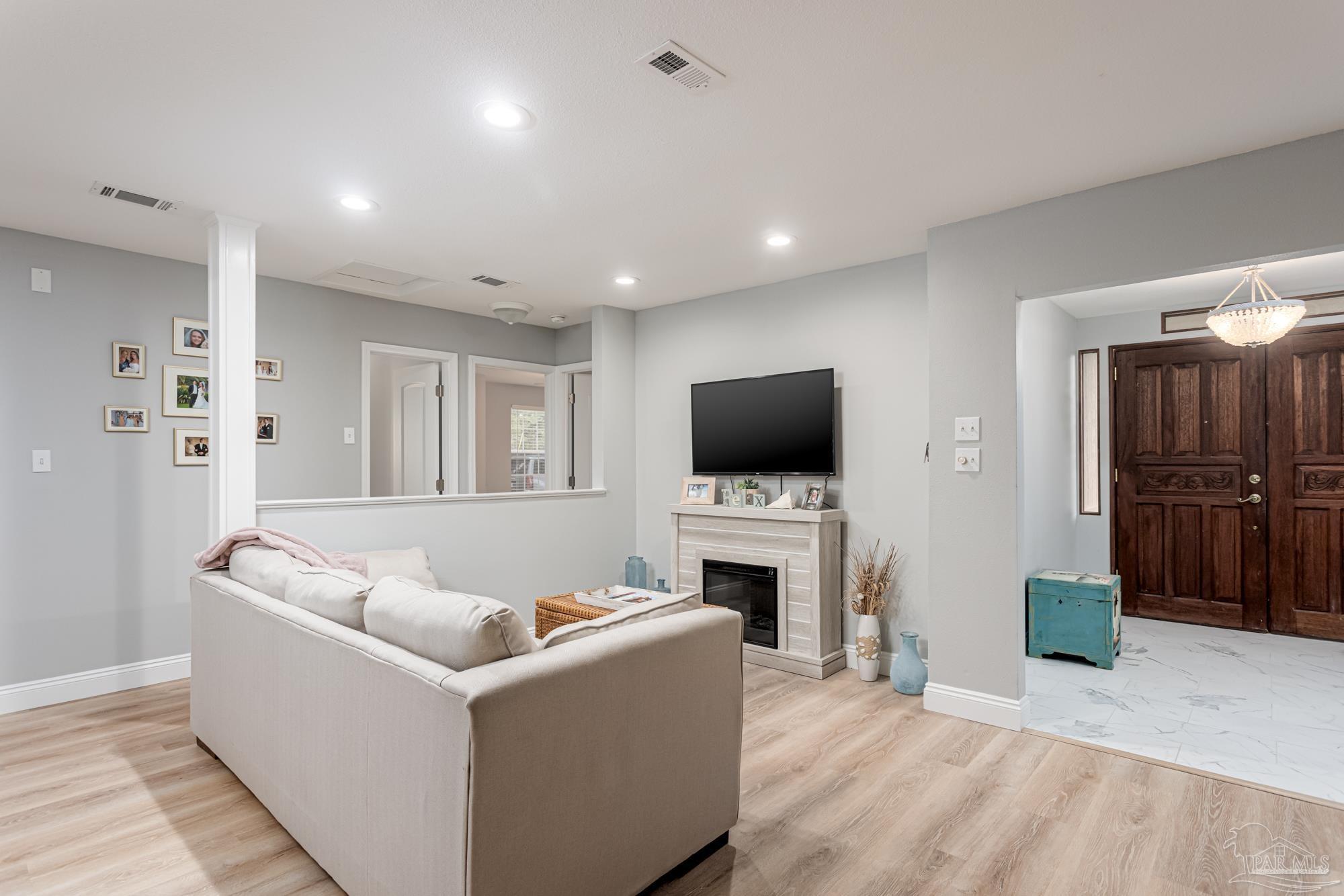 6315 Rambler Drive Pensacola, FL 32505 - Photo 10 of 41