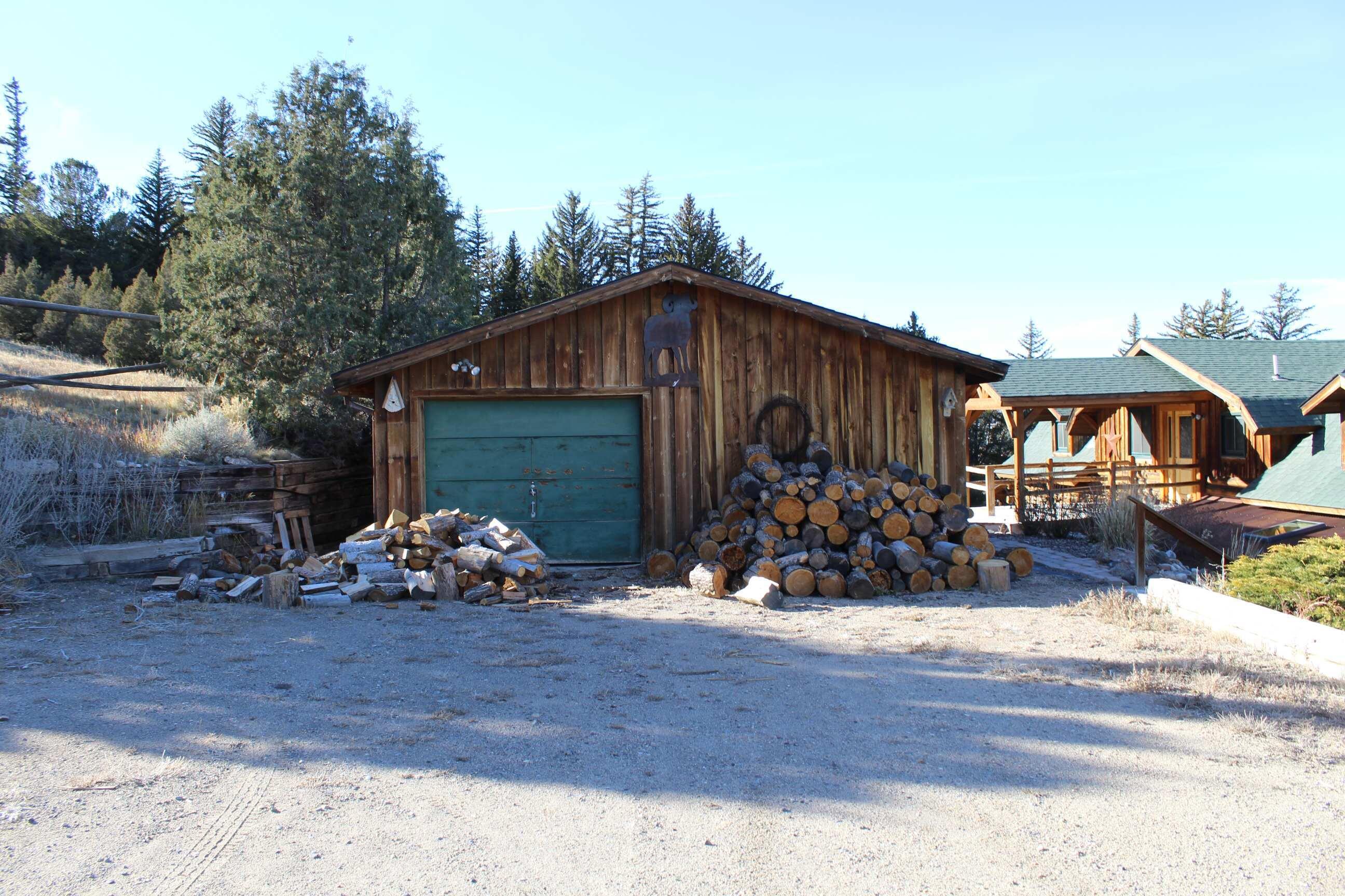 65 Bald Mountain Road Dubois, WY 82513 - Photo 7 of 23 IMG_0072
