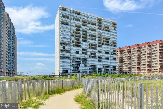 a view of a tall building