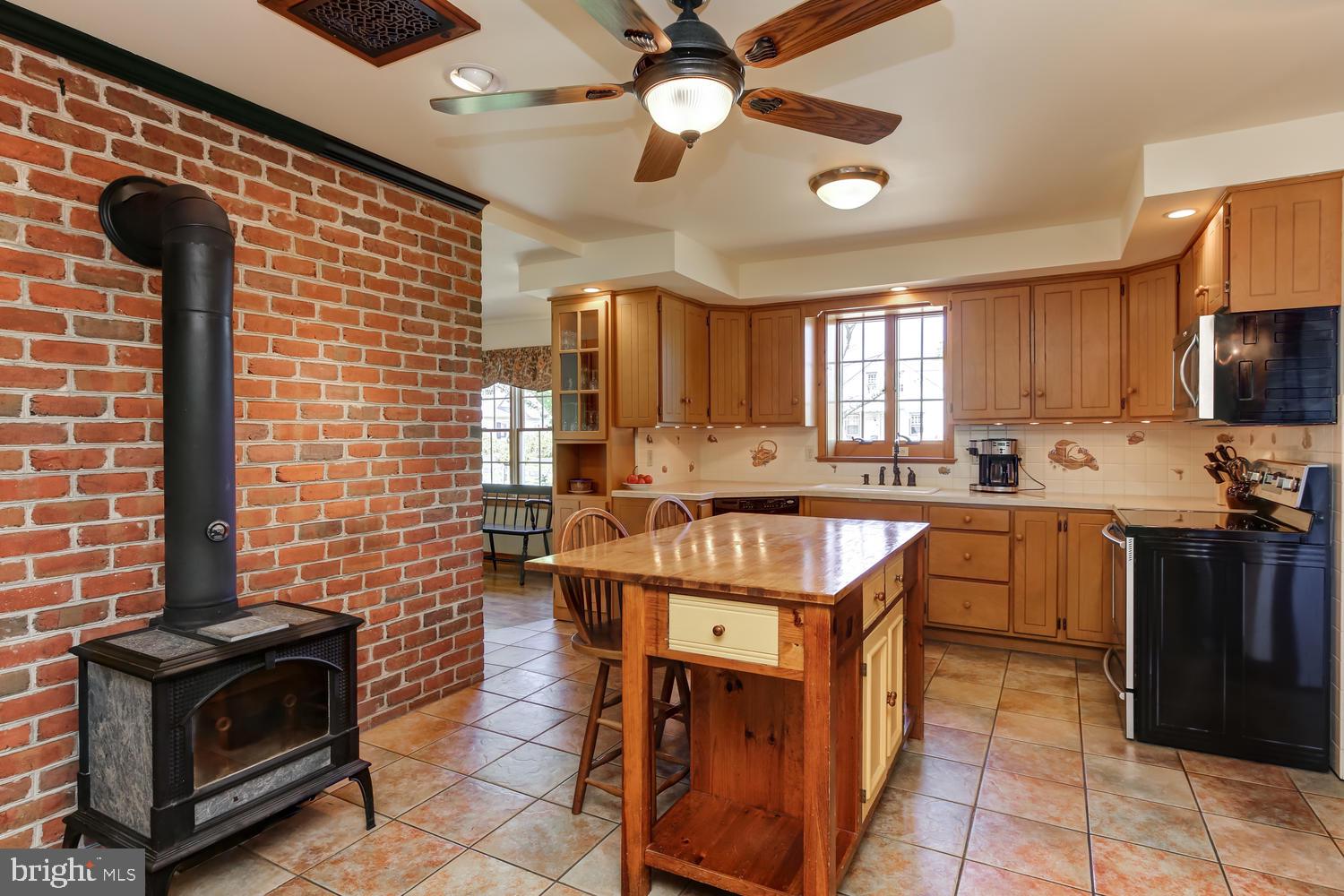 1159 Kepler Road Pottstown, PA 19464 - Photo 15 of 50 Kitchen