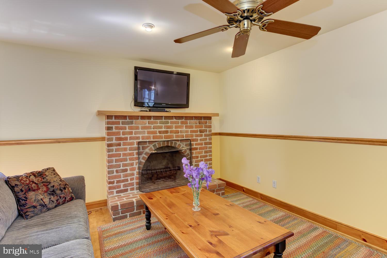 1159 Kepler Road Pottstown, PA 19464 - Photo 8 of 50 Living room, Maple Wood Flooring