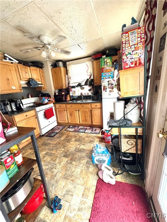 112 Osborne Street Auburn, NY 13021 - Photo 14 of 18