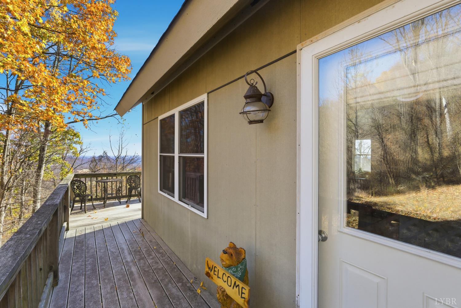 371 Hawks Nest Road Monroe, VA 24574 - Photo 25 of 51 a view of balcony with a potted plant
