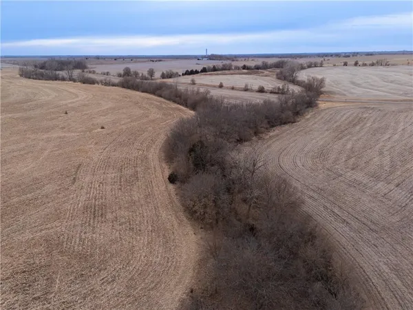 $790,000 | 1 State Road, Jamesport, MO 64648