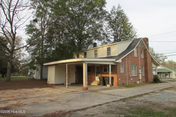 $139,000 | 803 Mc Koy Street, Clinton, NC 28328