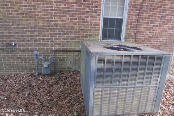 $139,000 | 803 Mc Koy Street, Clinton, NC 28328