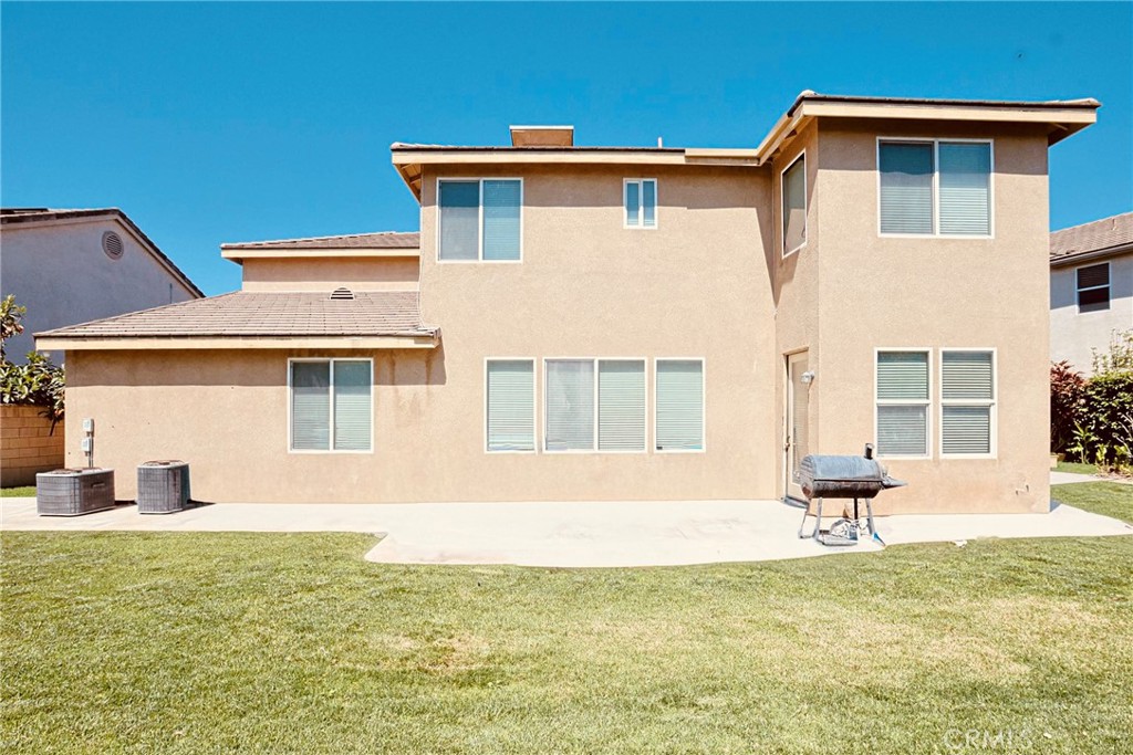 12657 Burbank Road Eastvale, CA 92880 - Photo 10 of 10 Back Yard