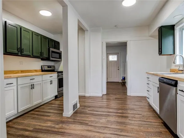 $200,000 | 1702 McMinn Street, Aliquippa, PA 15001