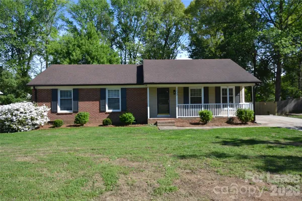 $2,400 | 1422 Thermal Road, Charlotte, NC 28212