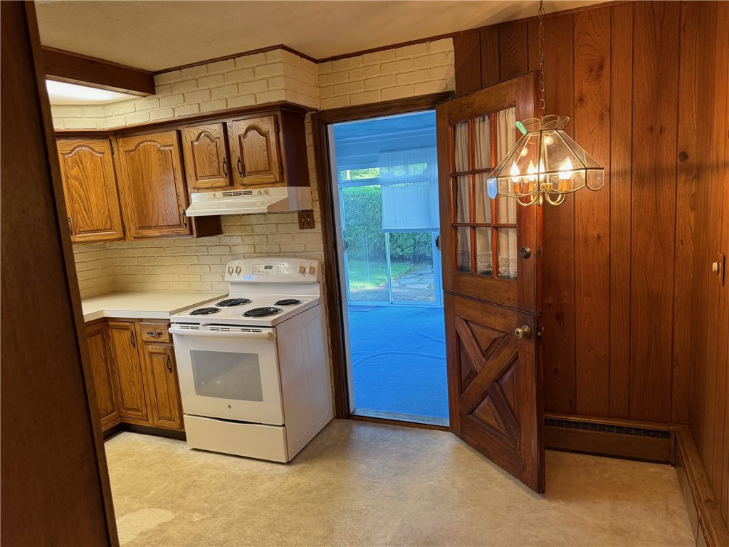 162 Glen Ridge Road Cranston, RI 02920 - Photo 12 of 46
