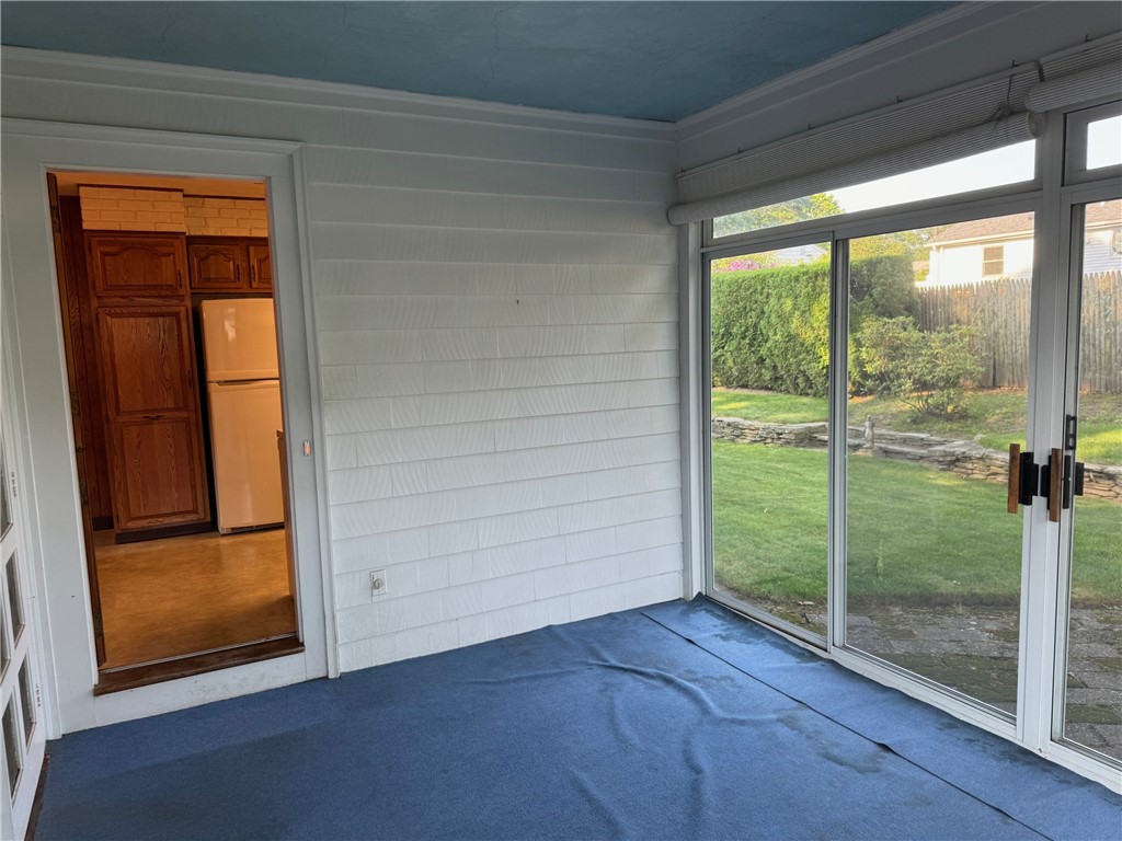 162 Glen Ridge Road Cranston, RI 02920 - Photo 36 of 46