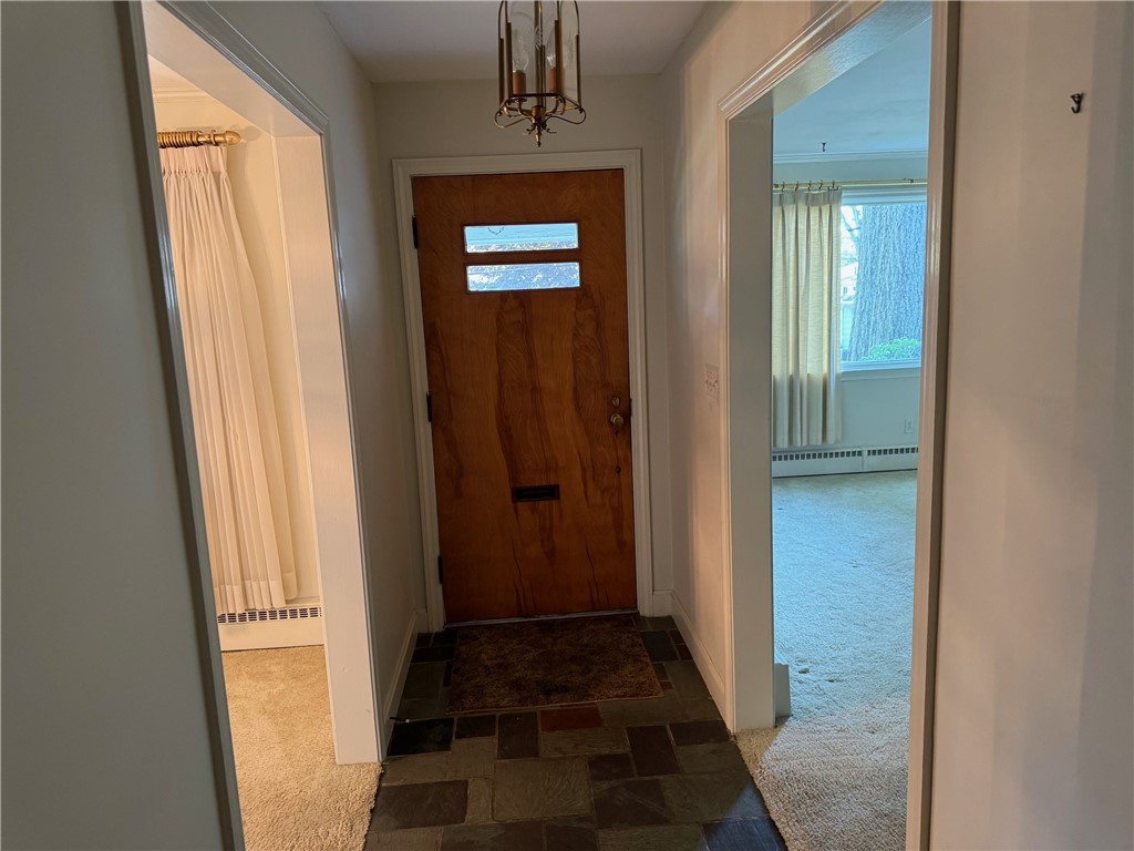 162 Glen Ridge Road Cranston, RI 02920 - Photo 5 of 46