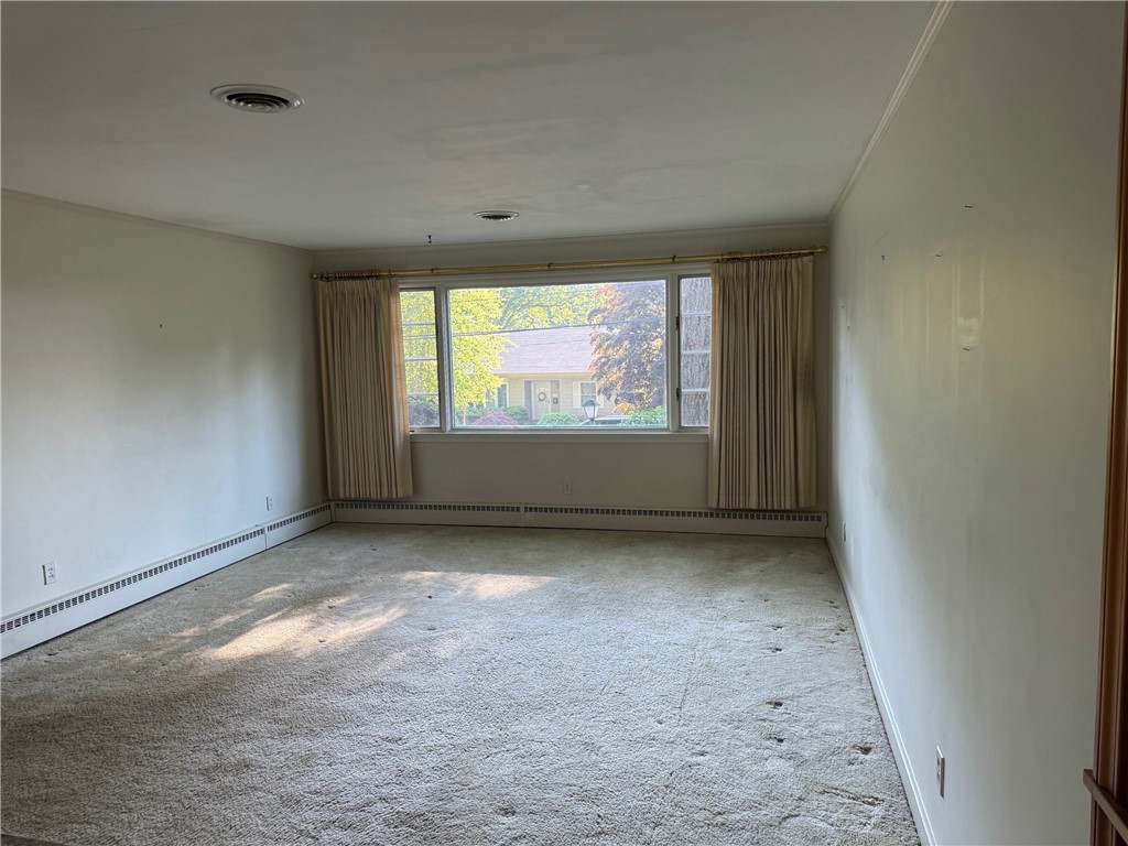 162 Glen Ridge Road Cranston, RI 02920 - Photo 6 of 46
