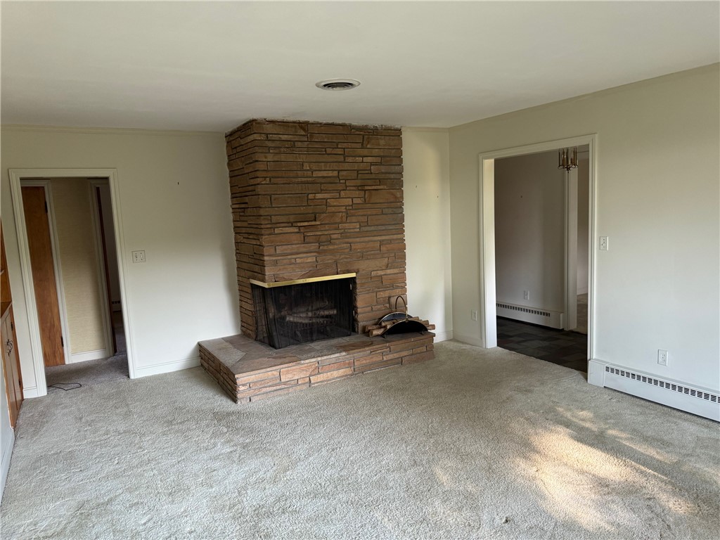 162 Glen Ridge Road Cranston, RI 02920 - Photo 7 of 46