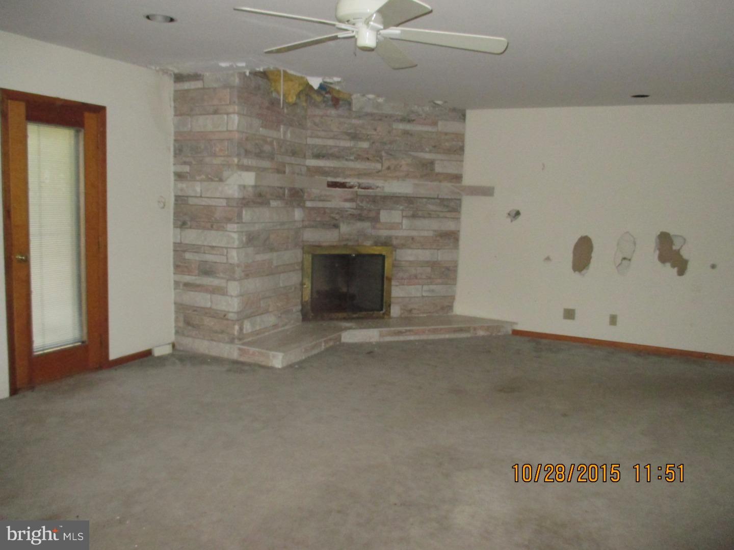 1850 Hampstead Road Huntingdon Valley, PA 19006 - Photo 6 of 12