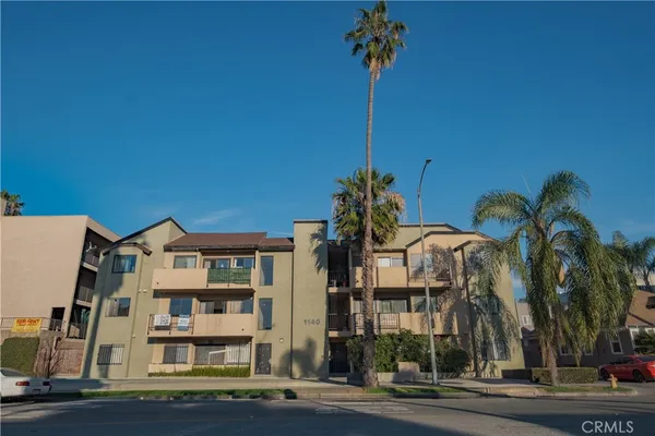 $420,000 | 1140 Pacific Avenue, Unit 20, Long Beach, CA 90813