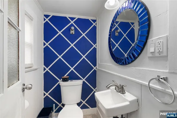 $499,990 | 38 Hinsdale Place, Newark, NJ 07104