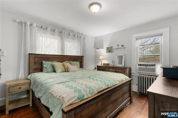 $499,990 | 38 Hinsdale Place, Newark, NJ 07104