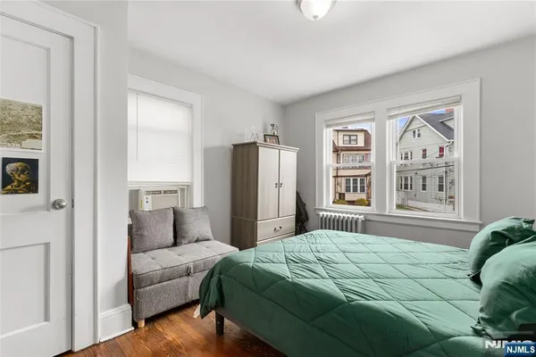 $499,990 | 38 Hinsdale Place, Newark, NJ 07104