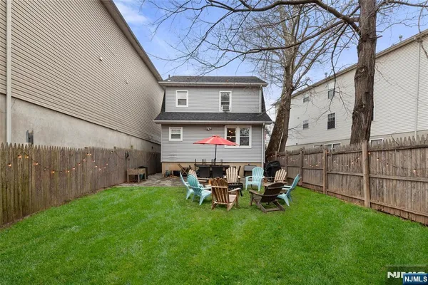 $499,990 | 38 Hinsdale Place, Newark, NJ 07104