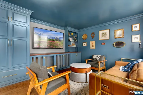 $499,990 | 38 Hinsdale Place, Newark, NJ 07104