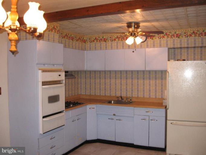 9728 Matzon Road Middle River, MD 21220 - Photo 2 of 11 Kitchen
