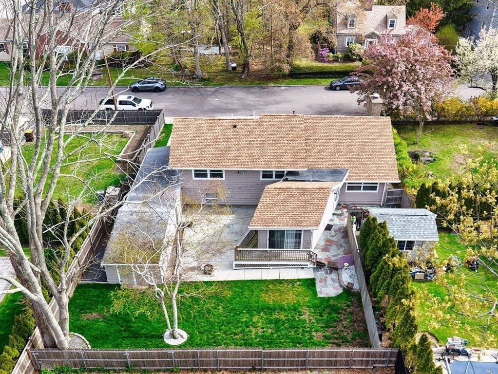349 Harvard Street Fall River, MA 02720 - Photo 4 of 42