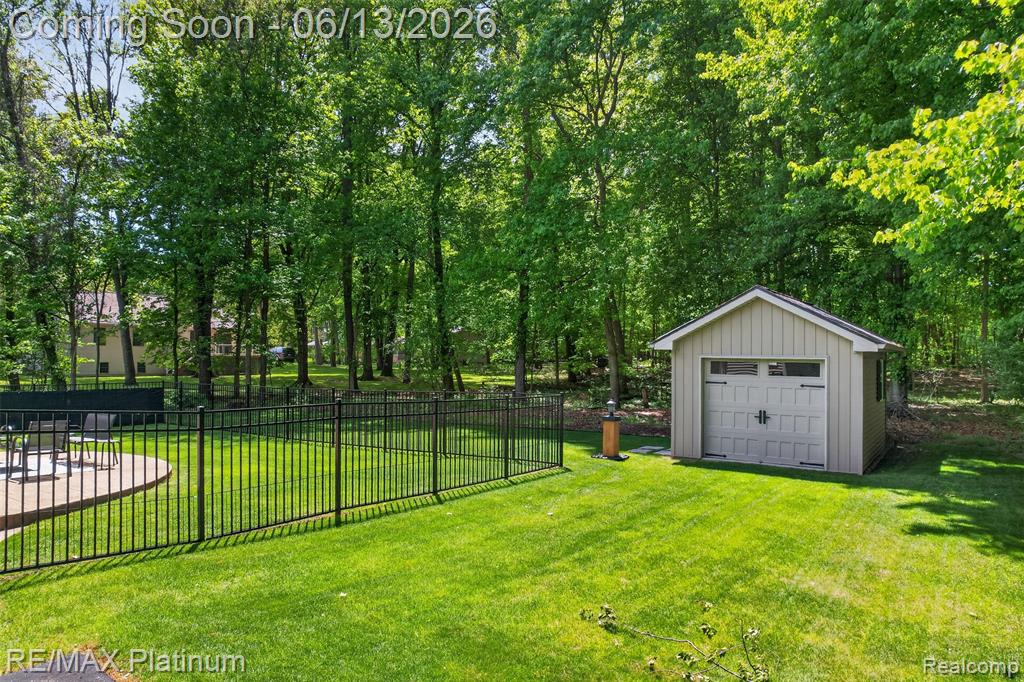 5060 Yax Pointe Drive Howell, MI 48843 - Photo 46 of 61